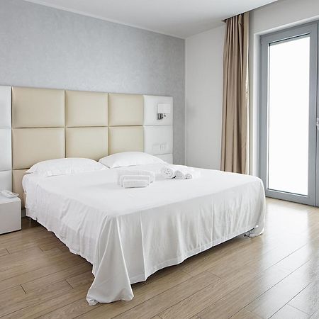 Hotel Al Veliero Pontevico Екстериор снимка