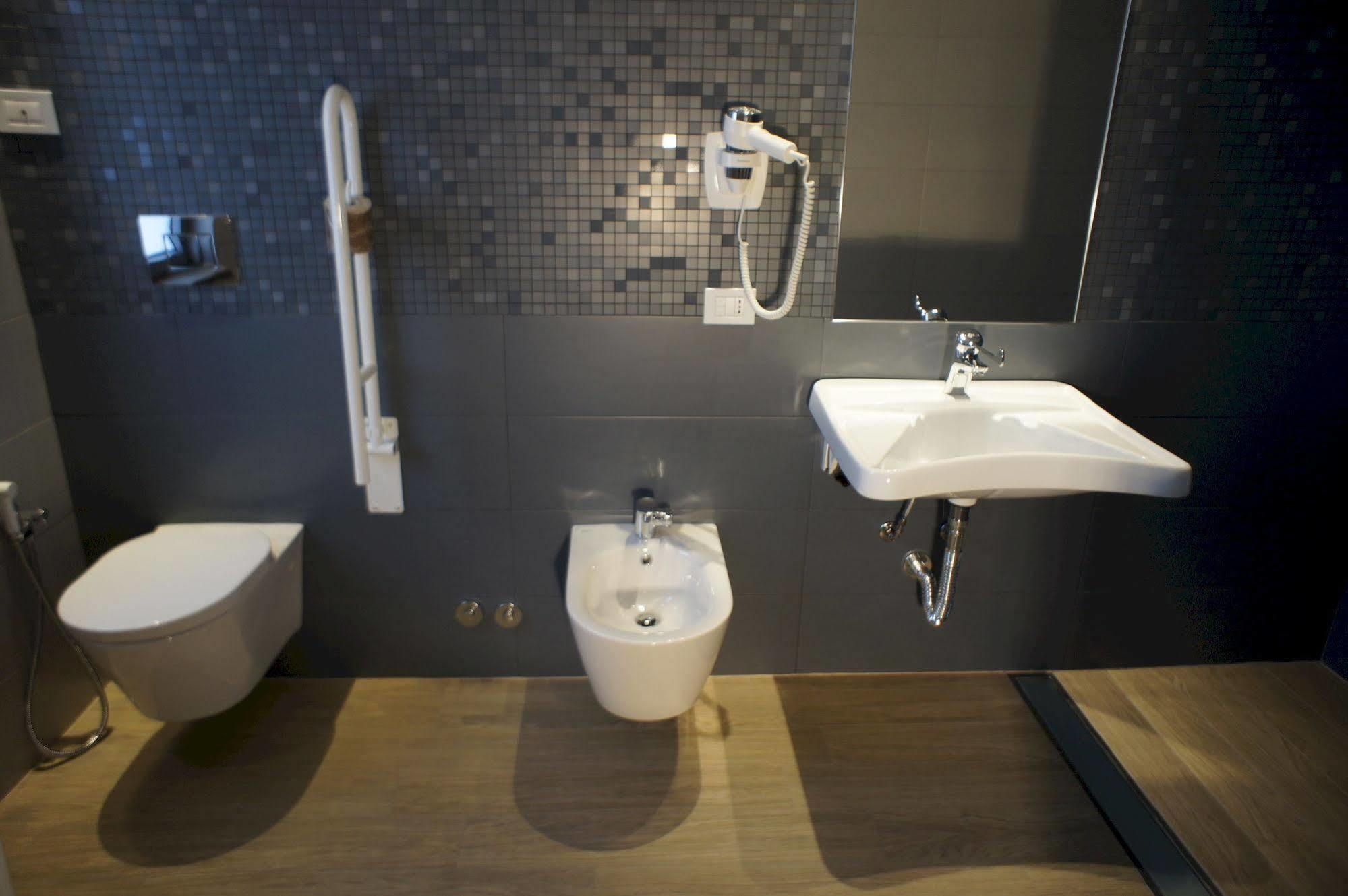 Hotel Al Veliero Pontevico Екстериор снимка